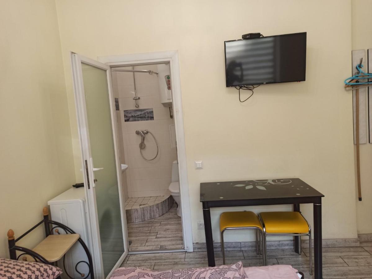 Smart Yellow Apartment-15 Хв Від Жд Вокзалу Leópolis Exterior foto